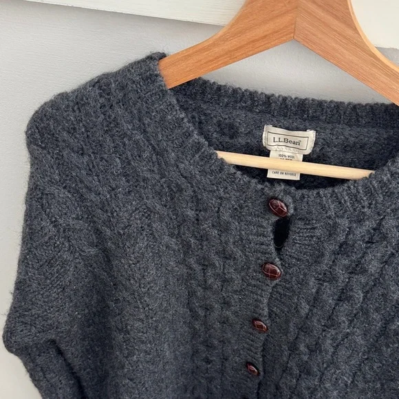 L.L. Bean Women’s Irish Wool Cardigan Gray Cable Knit Sweater Made In Ireland M - Picture 2 of 6
